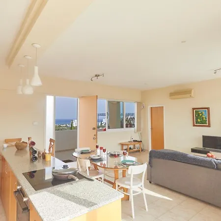 Spectacular Sea View, Private Jacuzzi & Table Pool Daire